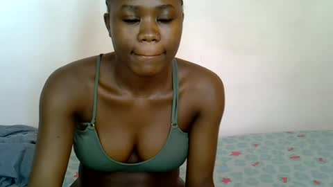 Snapshot of sexy_celeh chatting on 07/07/26, 01:15 sexy_celeh online show from 07/07/26, 01:15