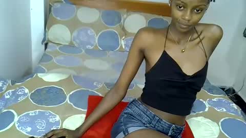 sexy_charliee online show from 03/06/26, 07:21