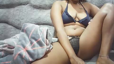 Snapshot of sexy_cherry001 chatting on 10/08/25, 12:14 shydolly01 online show from 10/08/25, 12:14