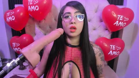  C R I S T A L  online show from 02/14/26, 10:39