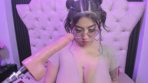 Snapshot of sexy_cristall chatting on 03/16/26, 06:56 C R I S T A L online show from 03/16/26, 06:56