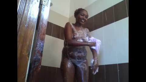 Snapshot of sexy_ebony_bliss chatting on 01/04/25, 12:27 adasa online show from 01/04/25, 12:27