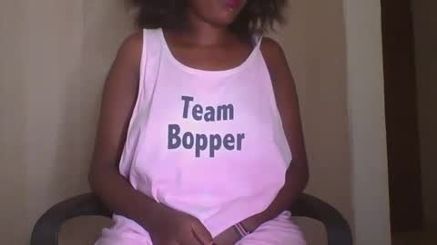 Snapshot of sexy_ebony_bliss chatting on 01/26/25, 02:24 adasa online show from 01/26/25, 02:24