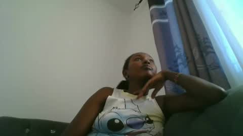 Snapshot of sexy_ebony_bliss chatting on 03/01/25, 11:28 adasa online show from 03/01/25, 11:28