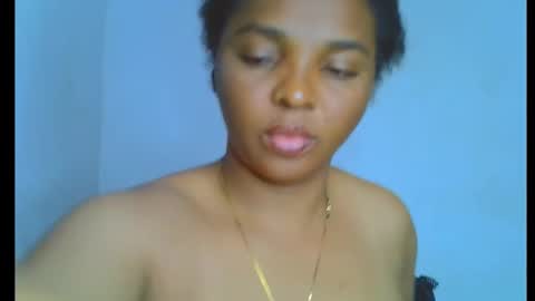 Snapshot of sexy_ebonygirl_ chatting on 09/24/25, 07:17 Clara online show from 09/24/25, 07:17