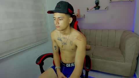 Snapshot of sexy_girl__777 chatting on 02/14/25, 12:36 sexy_girl__777 online show from 02/14/25, 12:36