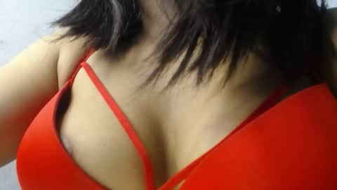 Ella online show from 04/16/26, 01:50