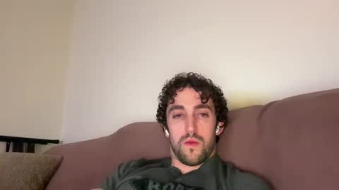 sexy_guy_8 online show from 12/04/24, 05:49