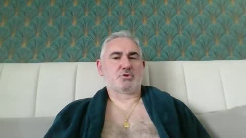 Snapshot of sexy_italiandaddy chatting on 04/09/26, 04:45 Antonio online show from 04/09/26, 04:45