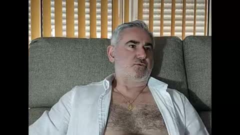 Snapshot of sexy_italiandaddy chatting on 05/01/26, 04:44 Antonio online show from 05/01/26, 04:44