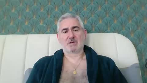Snapshot of sexy_italiandaddy chatting on 05/11/26, 06:30 Antonio online show from 05/11/26, 06:30