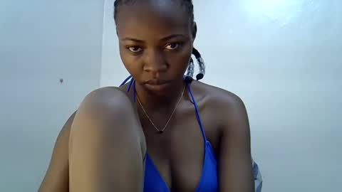 Snapshot of sexy_june20 chatting on 05/31/26, 03:41 sexy_june20 online show from 05/31/26, 03:41