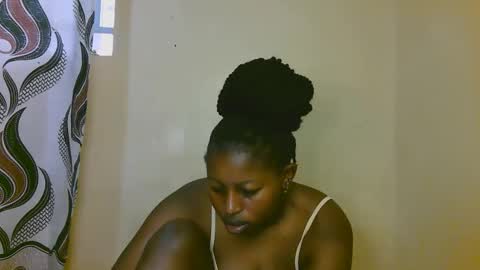 sexy_latasha online show from 10/23/25, 04:01