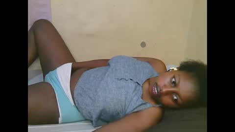 sexy_latasha online show from 12/16/25, 06:40