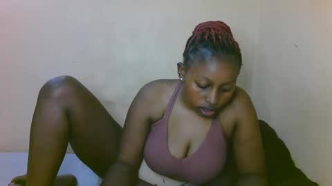 sexy_latasha online show from 01/12/26, 03:28