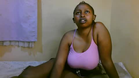 sexy_latasha online show from 05/11/26, 04:04