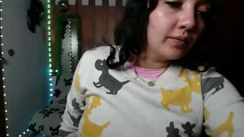 sexy lolas online show from 02/20/25, 03:56