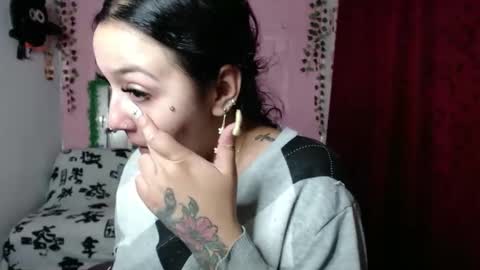 sexy lolas online show from 03/03/25, 02:04