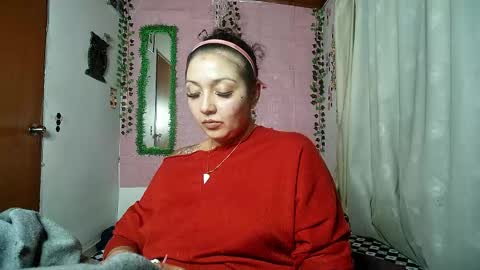 sexy lolas online show from 05/01/26, 05:56