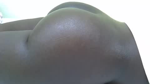 Snapshot of sexy_loner07 chatting on 10/19/25, 05:52 Loner online show from 10/19/25, 05:52