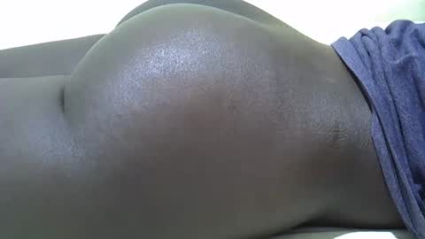 Snapshot of sexy_loner07 chatting on 11/03/25, 02:24 Loner online show from 11/03/25, 02:24