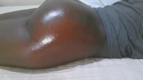 Snapshot of sexy_loner07 chatting on 02/02/26, 04:11 Loner online show from 02/02/26, 04:11