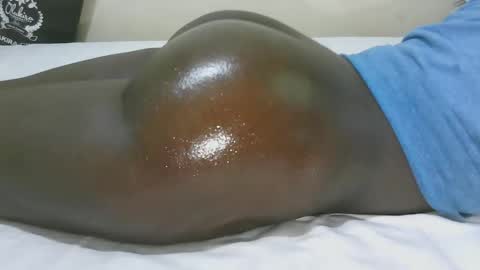 Snapshot of sexy_loner07 chatting on 02/11/26, 11:26 Loner online show from 02/11/26, 11:26