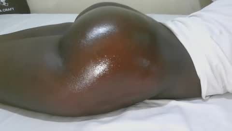 Snapshot of sexy_loner07 chatting on 02/12/26, 04:18 Loner online show from 02/12/26, 04:18