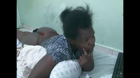 sexy_lunah online show from 01/28/25, 04:08