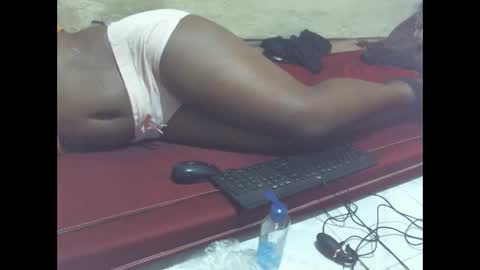 sexy_lunah online show from 12/05/25, 07:10