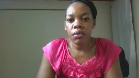 sexy_lyna online show from 11/09/25, 04:22