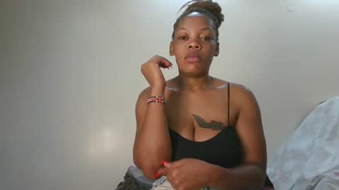 sexy_lyna online show from 02/05/26, 11:26