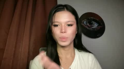 Nicole online show from 05/25/26, 12:27