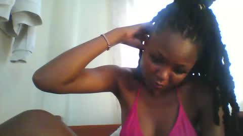 Snapshot of sexy_mariannah chatting on 06/02/26, 01:02 sexy_mariannah online show from 06/02/26, 01:02