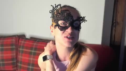 Marlen online show from 02/23/25, 09:48