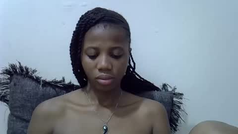 Snapshot of sexy_mayah64 chatting on 06/01/26, 10:06 sexy_mayah64 online show from 06/01/26, 10:06