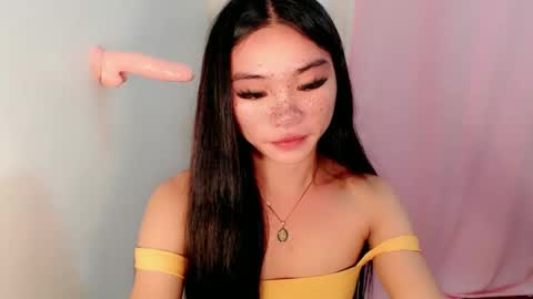 mika online show from 02/25/25, 01:06