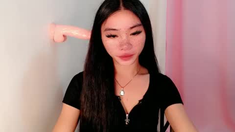 mika online show from 02/28/25, 07:03