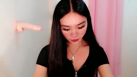 mika online show from 03/02/25, 04:10