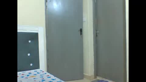 mimi online show from 03/03/26, 05:08