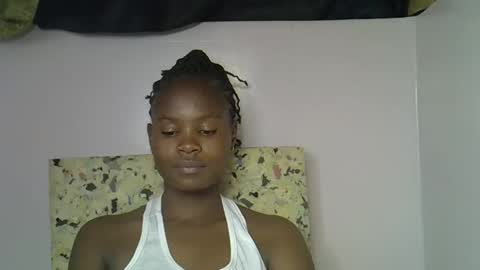 Molyne online show from 02/12/26, 03:18