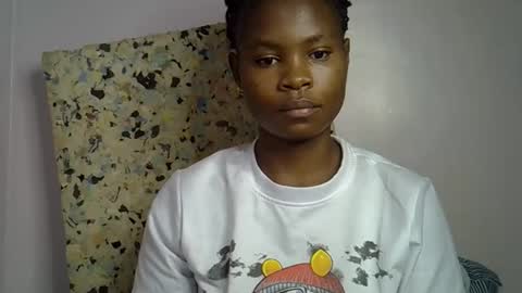 Molyne online show from 02/28/26, 02:07