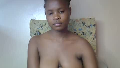 Molyne online show from 04/19/26, 11:31