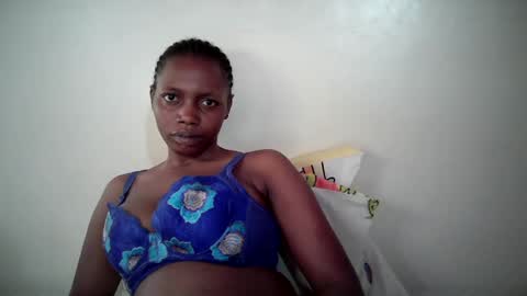 Snapshot of sexy_muna2 chatting on 06/21/26, 02:30 sexy_muna2 online show from 06/21/26, 02:30