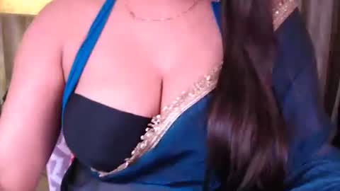 Snapshot of sexy_myra18 chatting on 03/16/26, 05:44 myra online show from 03/16/26, 05:44