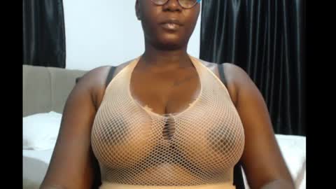 zoe online show from 04/10/26, 06:07