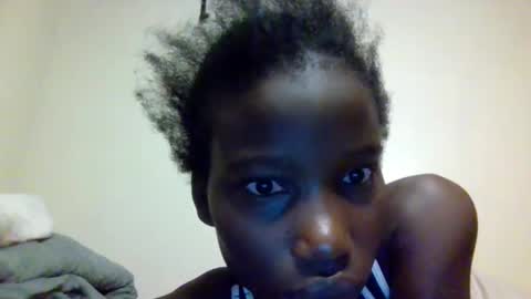 sexy_petittie online show from 10/07/25, 02:42