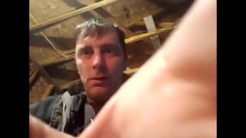 Snapshot of sexy_richy chatting on 03/08/25, 04:17 RICHY online show from 03/08/25, 04:17