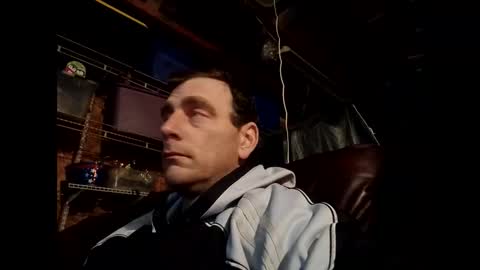 Snapshot of sexy_richy chatting on 11/02/25, 09:50 RICHY online show from 11/02/25, 09:50