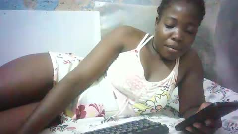 Snapshot of sexy_sandrah chatting on 03/06/25, 06:59 sexy_sandrah online show from 03/06/25, 06:59